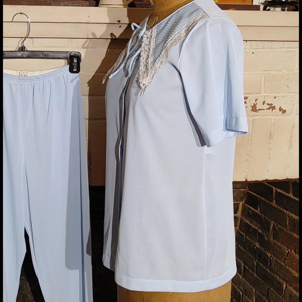 NWT Sans Souci VTG pajama set